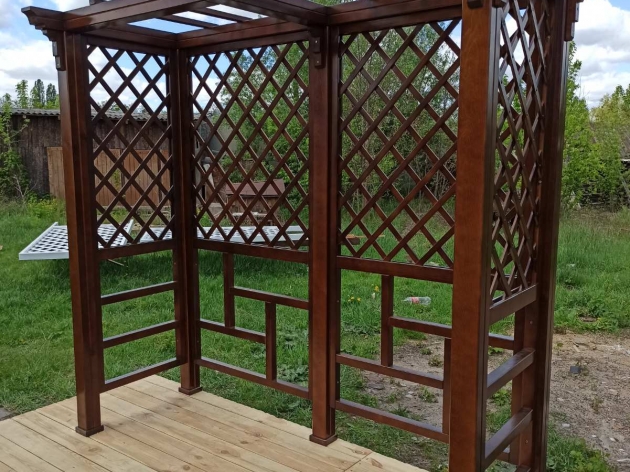 Pergola of Wood (0167)