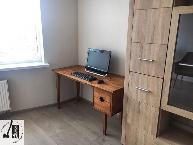 Writing Table Simple Elder