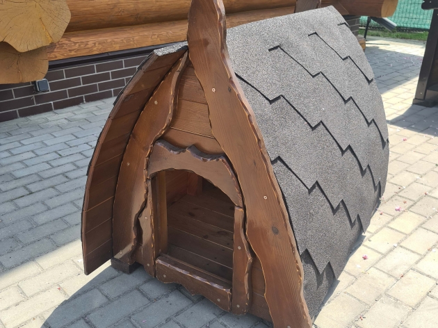 KENNEL OF WOOD 001