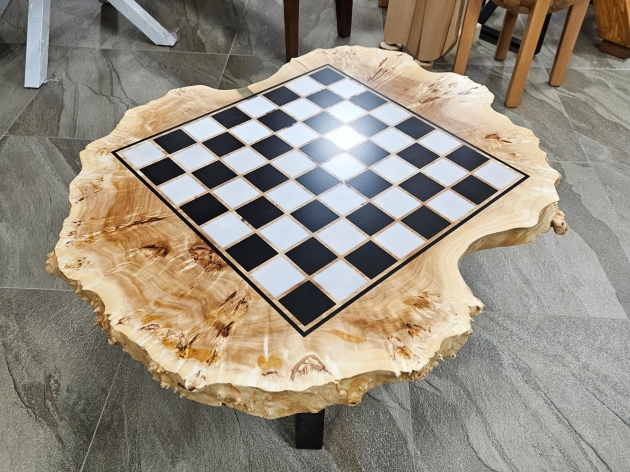 ЖУРНАЛЬНЫЙ СТОЛИК CHESS