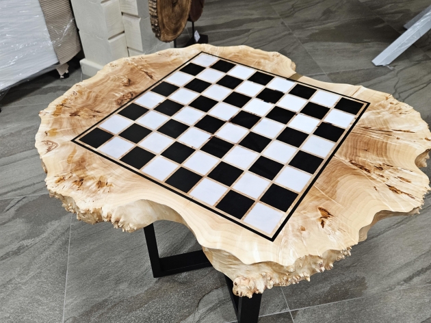 ЖУРНАЛЬНЫЙ СТОЛИК CHESS