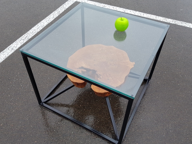 Стол журнальный Cube