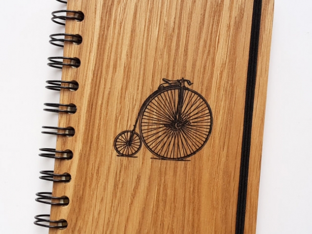 WOODEN NOTE BOOK OF A6 FORMAT
