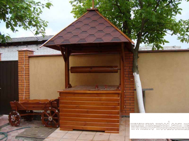 Wooden Well for Country House  (0070)