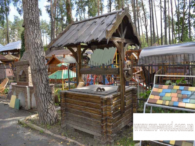 Колодец из дерева состаренный (0074)