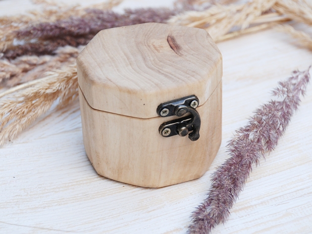 Jewelry Box of Maple NVO 038