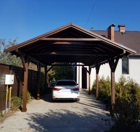 Wooden carport (0149)