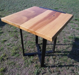 Tables of Oak`s Solid 012