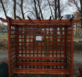 Pergola of Wood (0179)