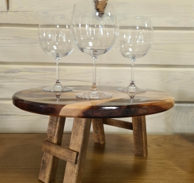WINE TABLE