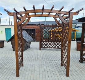 АРКА ИЗ ДЕРЕВА
