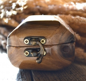 Nut Jewelry Box NVO 049