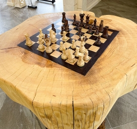 CHESS TABLE (002)