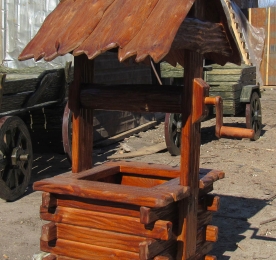 Колодец декоративный из дерева (1109)