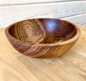 Bowl of natural wood (W 006)